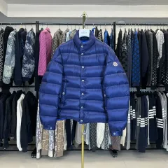 (1) モンクレール PIRIAC ダウン ネイビーブルーのサムネイル