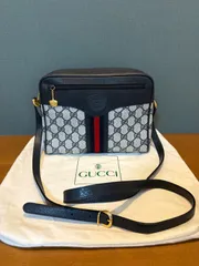 GUCCI グッチ GGスプリーム ショルダーバッグ シェリーライン PVC レザー　ネイビーのサムネイル
