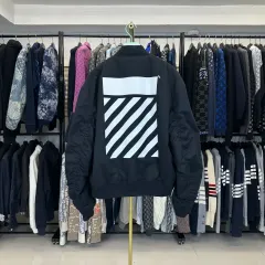 (百貨店購入)(XL) オフホワイト MA-1 ブルゾン ジャケット ブラックのサムネイル