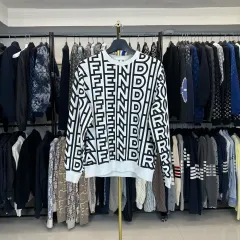 (S) FENDI フェンディ ローマ スウェットのサムネイル