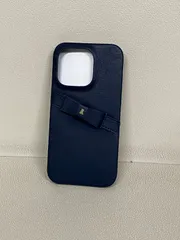 新品！LANVIN en Bleu iPhone 2022 (6.1 inch 3レンズ)用ハードケース　ネイビーのサムネイル