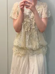 さくら みこハウス 日本 ヴィンテージ 花 ブラウスのサムネイル