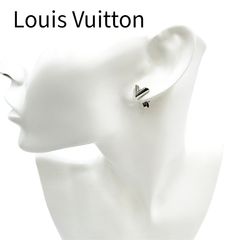 LOUIS VUITTON シルバーロゴピアス(両耳) ルイヴィトン Louis Vuitton ピアス エセンシャルV シルバー LVロゴ 両