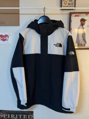 THE NORTH FACE ザノースフェイス 白ラベル Anorak（アノラック） ウィンドブレーカー ジャケットのサムネイル