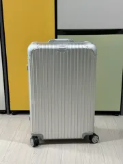 リモワ オリジナル トパーズ シルバー 70のサムネイル