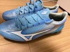 ミズノサッカーシューズのサムネイル