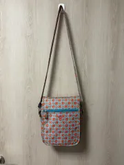 OILILY オイリリー 正規品 クロスバッグのサムネイル