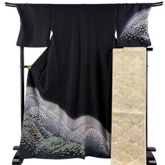 袋帯 美品 名品 花唐草 鳥 螺鈿箔 金銀糸 金色 お太鼓柄 正絹 【中古