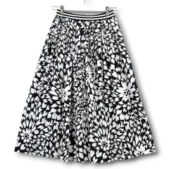 MISSONI ミッソーニ  花柄フレアスカート ロングスカート 花柄 フラワー イタリア製 ホワイト ブラック 白 黒 サイズ40 レディース 春 夏 ゴーゴー古着セントラルパーク名古屋店 22 No.久2841のサムネイル