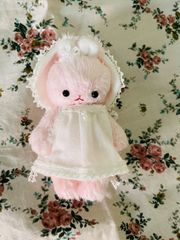 ピンク色の仔猫ちゃん アーティストベア 海外作家様 ハンドメイド