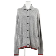 【未使用】GUCCI グッチ ニットカーディガン サイズ S レディース 2025年モデル ウール × カシミヤ ポロカラー ウェブライン ロゴボタン ロングスリーブ 長袖 メンズ着用可 トップス 袋付属 グレー 灰色 イタリア製のサムネイル