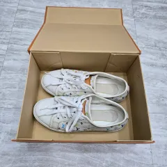 正規品 Louis Vuitton ルイヴィトン スニーカーのサムネイル