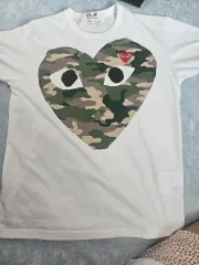 コム・デ・ギャルソン PLAY カモフラ ハート 半袖Tシャツ 白のサムネイル