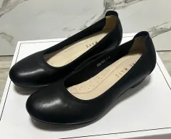 더웨이나인 歩きやすい 靴のサムネイル