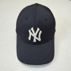フリップ S/M MLB ニューヨーク・ヤンキース サイドパッチ ビックロゴ フレックスフィット ベースボールキャップのサムネイル