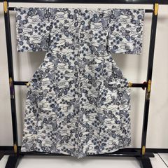 綿紅梅　浴衣　丸にウロコ柄　綿着物　裄66cm 綿紅梅 浴衣 丸にウロコ柄 綿着物 裄66cm - メルカリ