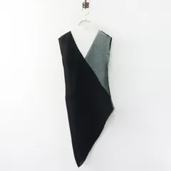 イッセイミヤケ ISSEY MIYAKE プリーツ アシンメトリー チュニック 2｜グリーン系 ブラック トップス ハイネック【2400015083131】のサムネイル