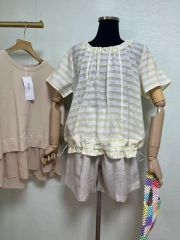 .*様 【希少】AURALEE 長袖シャツ ピンク　阪急梅田限定カラー 様 【希少】AURALEE 長袖シャツ ピンク 阪急梅田限定カラー - メルカリ
