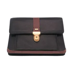 BALLY バリー クラッチバッグ レザー ゴールドロック金具 セカンド ブラック メンズ 【中古】のサムネイル