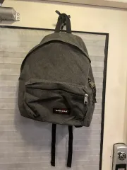 EASTPAK バックパック グレーのサムネイル
