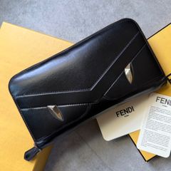FENDI フェンディ バグズアイ モンスター レザー ラウンドファスナー長