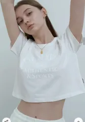 TYPESERVICE(タイプサービス) アーチ クロップド ロゴ Tシャツ オフホワイト Sのサムネイル