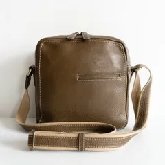 【店舗限定色グリーン】【土屋鞄 トーンオイルヌメ ジップトップ ショルダー バッグ】鞄 レザー 26070637のサムネイル