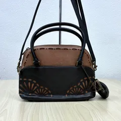 【フォクシー Foxey】がま口付き ショルダーポーチ ミニショルダーバッグ カットワークレザー ブラック×ブラウンのサムネイル