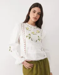 リバーアイランド レディース トップス シャツ 刺繍 ブラウス River Islandaisy embroidered frill blouse WHITE ホワイトのサムネイル
