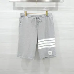 トム・ブラウン グレー 四本サイドライン ハーフパンツ MJQ012のサムネイル