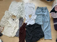 まとめ 44 55 スパオ エイブリー デニム ロングスリーブTシャツ インナーTシャツ 長袖Tシャツ クロップド ベスト ニット ハイネック などのサムネイル