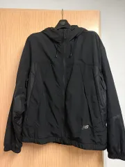 新品 ニューバランス UNI 740 ウーブン ジャケット M ブラック ウィンドブレーカーのサムネイル