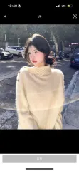 クリーム色 タートルネック セーター オフショルダーのサムネイル