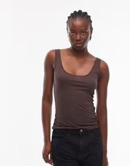 エイソス レディース トップス タンクトップ セミシアー ASOS DESIGN semi sheer plunge scoop neck tank in chocolate チョコレートのサムネイル