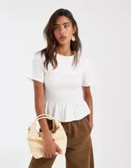 エイソス レディース トップス Tシャツ ASOS DESIGN shirred waist detail tee in cream クリームのサムネイル