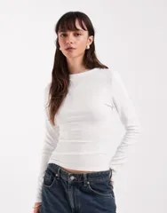 エイソス レディース トップス Tシャツ ASOS DESIGN soft longline long sleeve shrunken tee in cream クリームのサムネイル