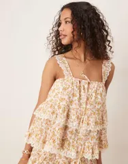 エイソス レディース トップス シャツ ティアード レーストリム フラワー柄 プリント レース フラワー ASOS DESIGN tie red cami top with lace trim inのサムネイル