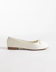 エイソス レディース シューズ パンプス サテン ASOS DESIGN Wide Fit Lion bow trim ballet flatsatin Ivory Satin アイボリーのサムネイル
