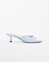 エイソス レディース シューズ サンダル ヒール ASOS DESIGN Highfive kitten heel mules in pale blue ブルーのサムネイル
