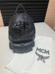 MCM エム シー エム ビセトス スターク バックパック L ブラックのサムネイル