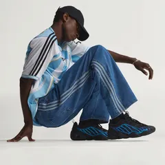 (アディダスオリジナルス) adidas Originals ファイヤーバード アディカラー デニムパンツ メンズ I8696 KD1499 MEN'S FIREBIRD ADICOLOR DENIM PANTS  MEDIUM VINTAGE DENIMのサムネイル