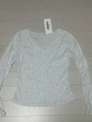 ニューニュー 長袖Tシャツのサムネイル