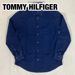 【美品】TOMMY HILFIGER トミーヒルフィガー ニューヨークフィット シャンブレーシャツ サイズM ネイビー 濃紺 インディゴ ボタンダウン 刺繍ロゴ 着丈76cm 肩幅45cm 身幅(脇下)51cm 袖丈60.5cm【古着】のサムネイル