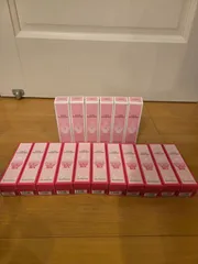 ラブパスポートイット　オードパルファム　8ml×17本　まとめ売り　香水のサムネイル