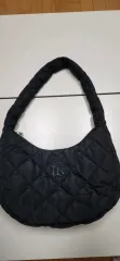 MLB キルティング Mサイズ HOBO BAG ブラックのサムネイル
