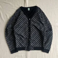 極希少　archive　NESTA BRAND　ネスタブランド　10周年記念限定モデル　ライオン×10thロゴ　総柄　全面プリント　Vネック　スウェット生地　カーディガン　黒白　L　ストリート　レゲエ　 patterned all over cardiganのサムネイル