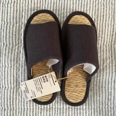 新品) 無印良品 DA DA! 畳スリッパ S 220-230 14900->10000のサムネイル