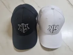通気性が良く、素敵なNewYork NY刺繍ロゴのベースボールキャップ2個セットのサムネイル