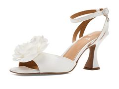ジェイレニー レディース シューズ ヒール サンダル アンクル J Renee Pomeline Ankle Strap Sandals White ホワイトのサムネイル