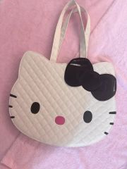 Hello Kitty フェイス型 トートバッグ限定品非売品激レア✨️ Hello Kitty フェイス型 トートバッグ限定品非売品激レア✨️ - メルカリ